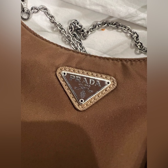 Prada Nylon Re Edition 2005 Authentic - Picture 5 of 10